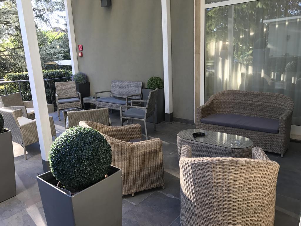 Bis Hotel Varese Exterior foto