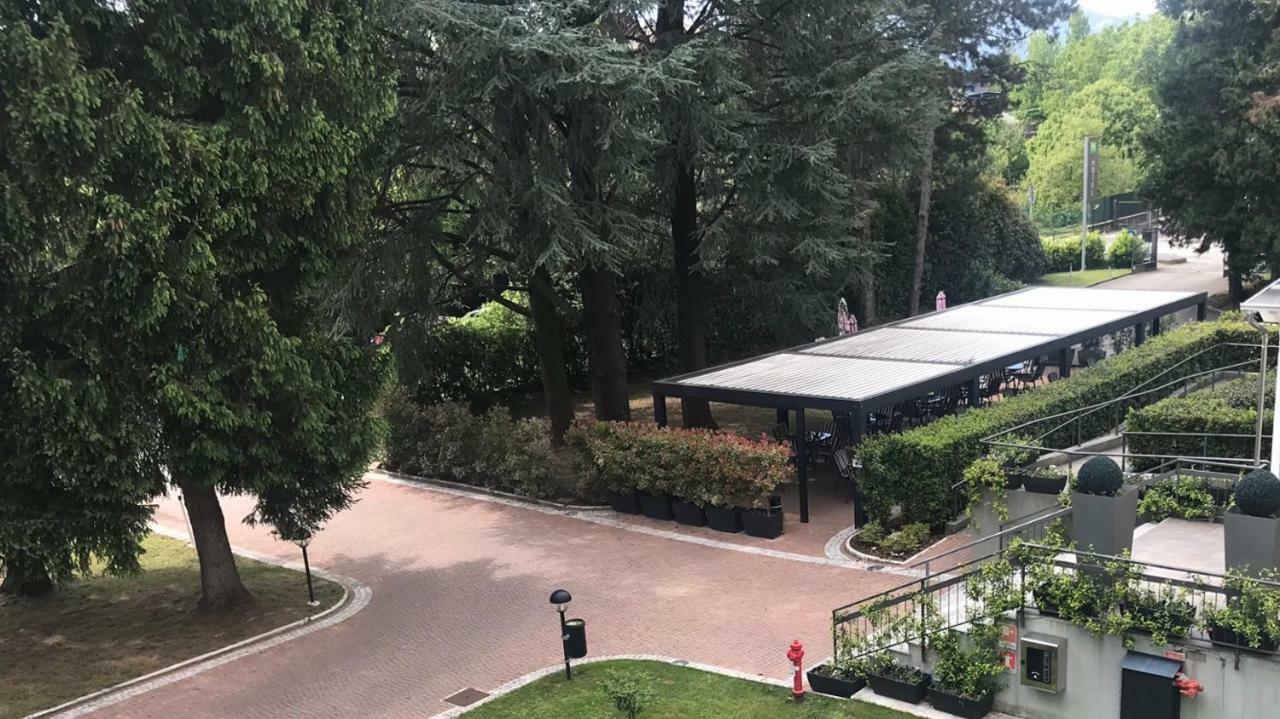 Bis Hotel Varese Exterior foto